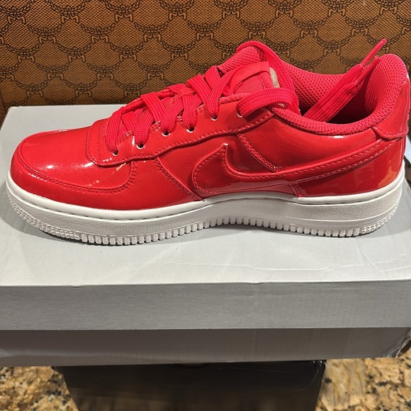 Air Force 1 LV8 I’ve (gs) siren red/white - Picture 3 of 6